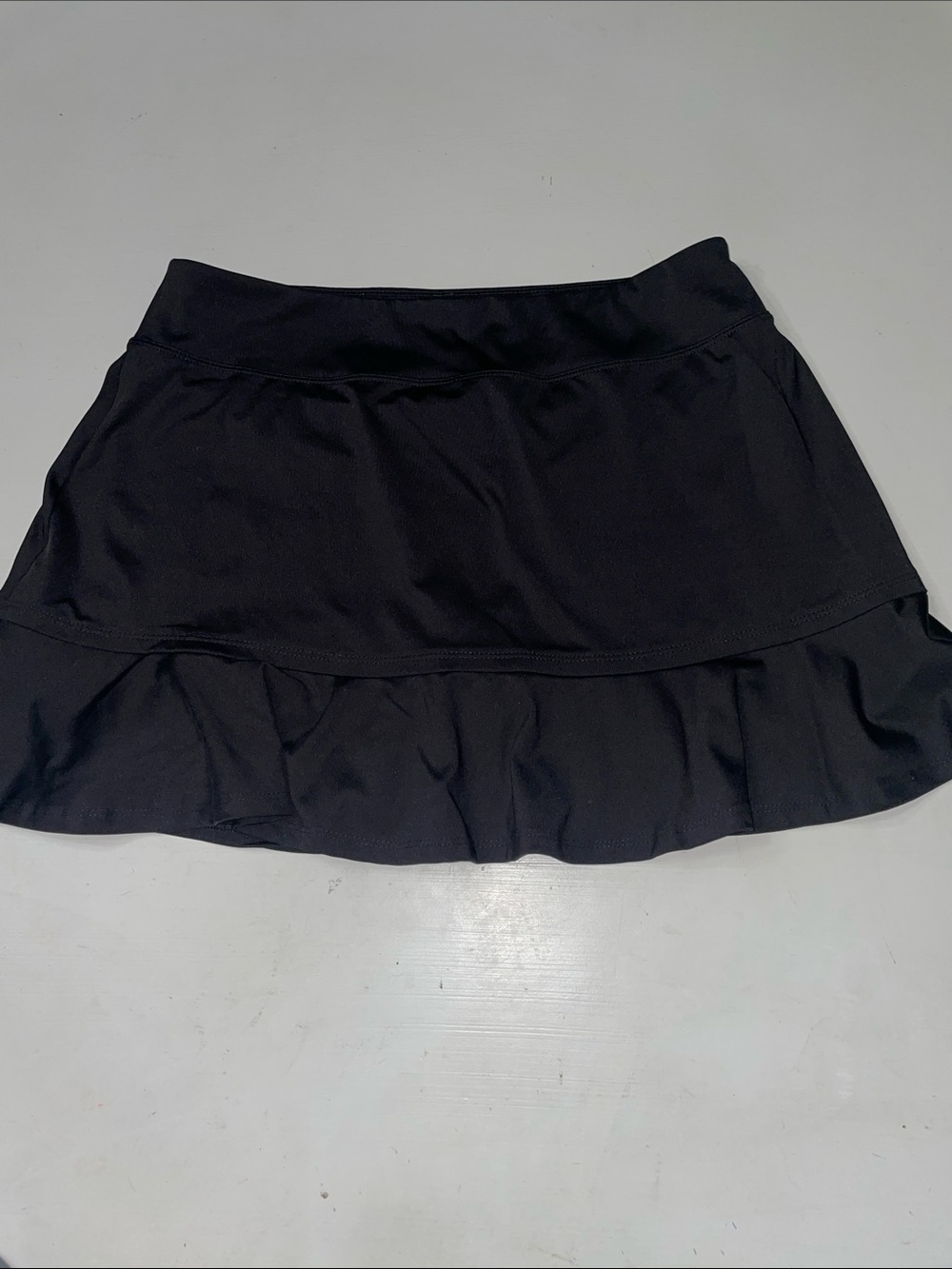 Tommy Bahama Golf skirt built in shorts size large